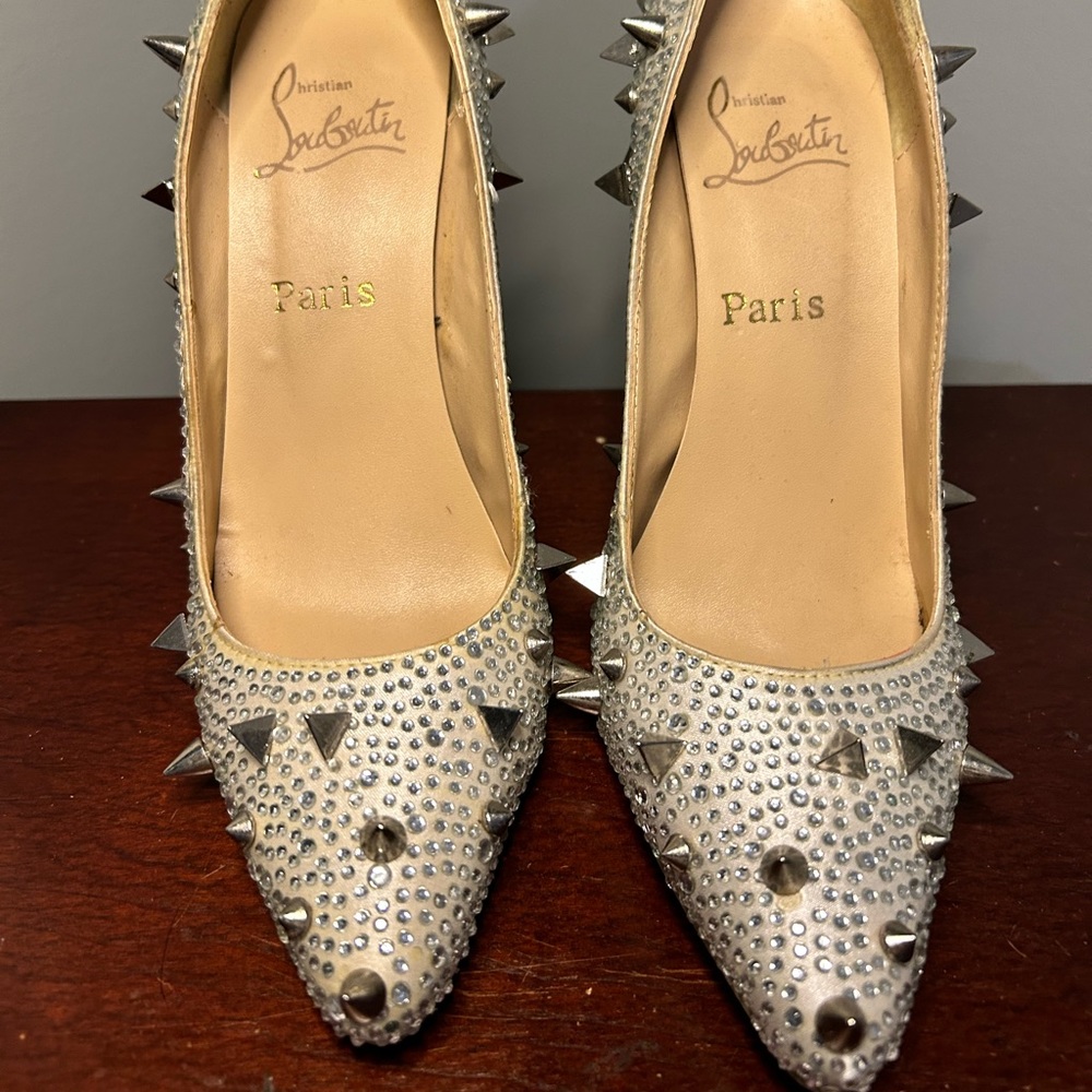 Silver Spikes
